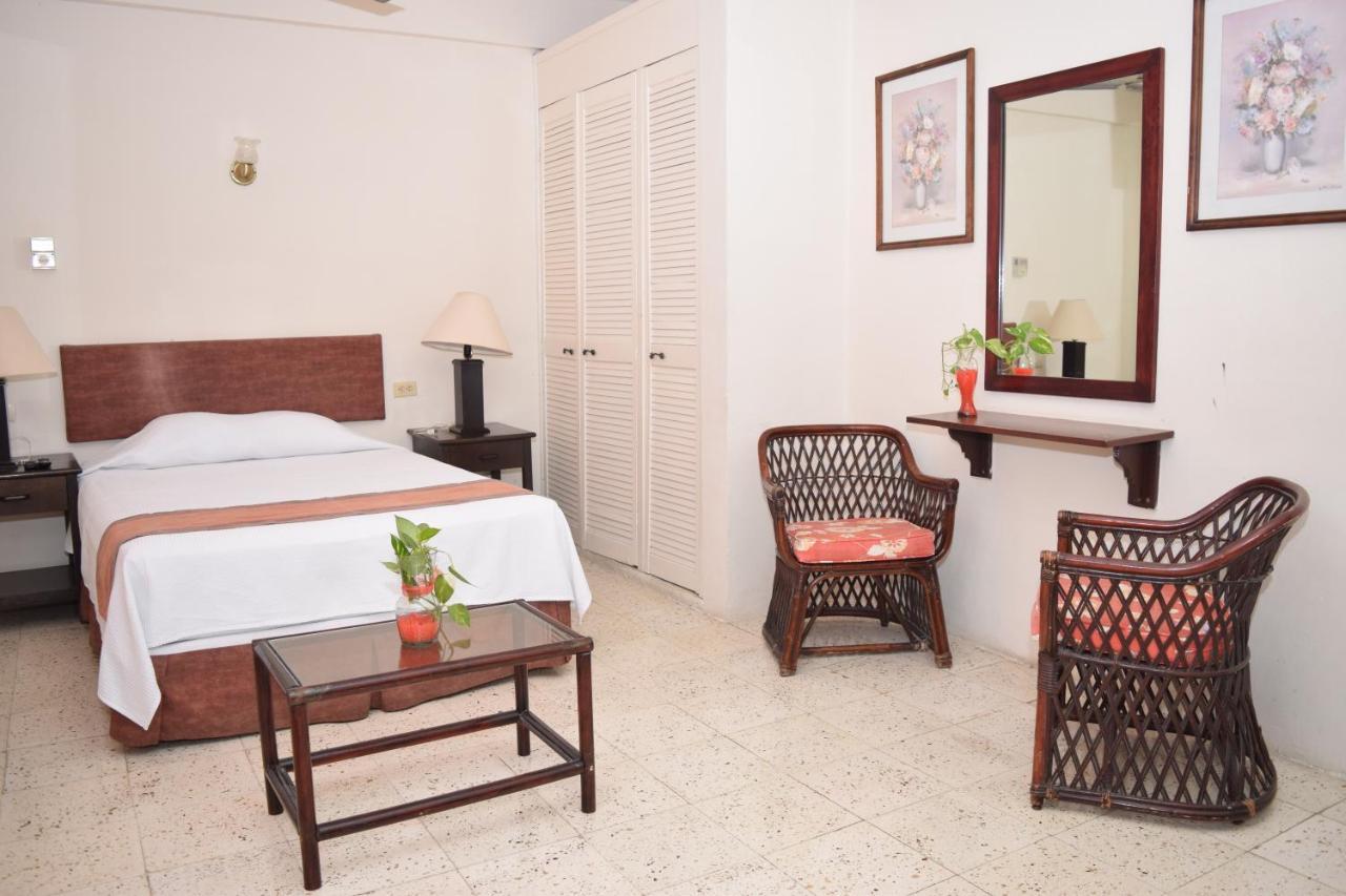 Hotel Suites Le Monde Cancún Buitenkant foto