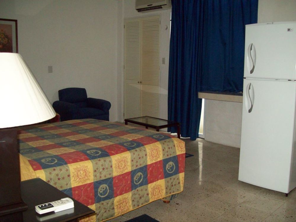 Hotel Suites Le Monde Cancún Buitenkant foto