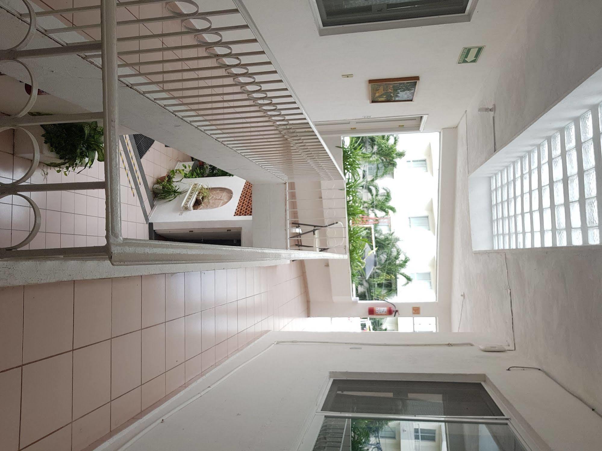 Hotel Suites Le Monde Cancún Buitenkant foto