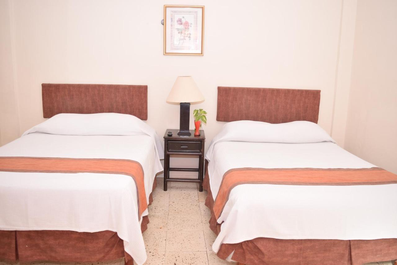 Hotel Suites Le Monde Cancún Buitenkant foto