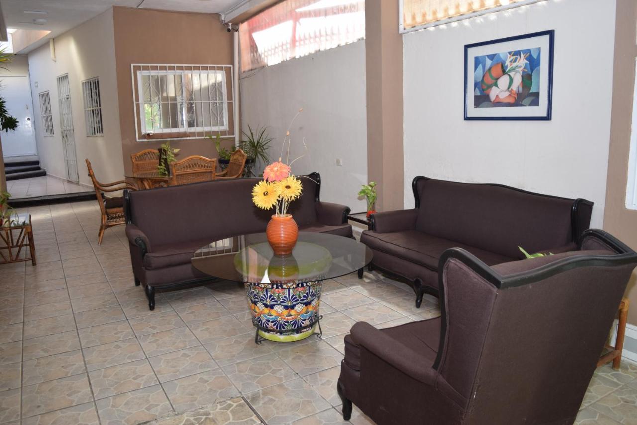 Hotel Suites Le Monde Cancún Buitenkant foto
